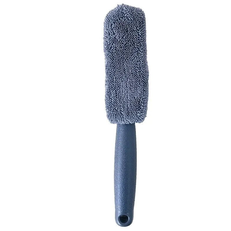 Microfiber car tyre brush with long 29cm handle in blue colour for cleaning alloy wheels