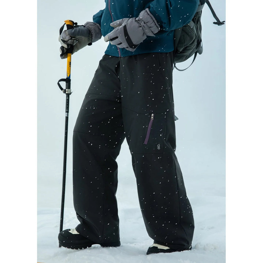 Straight leg sports trousers in carbon black, mid-waist drawstring, 100% polyester fibre