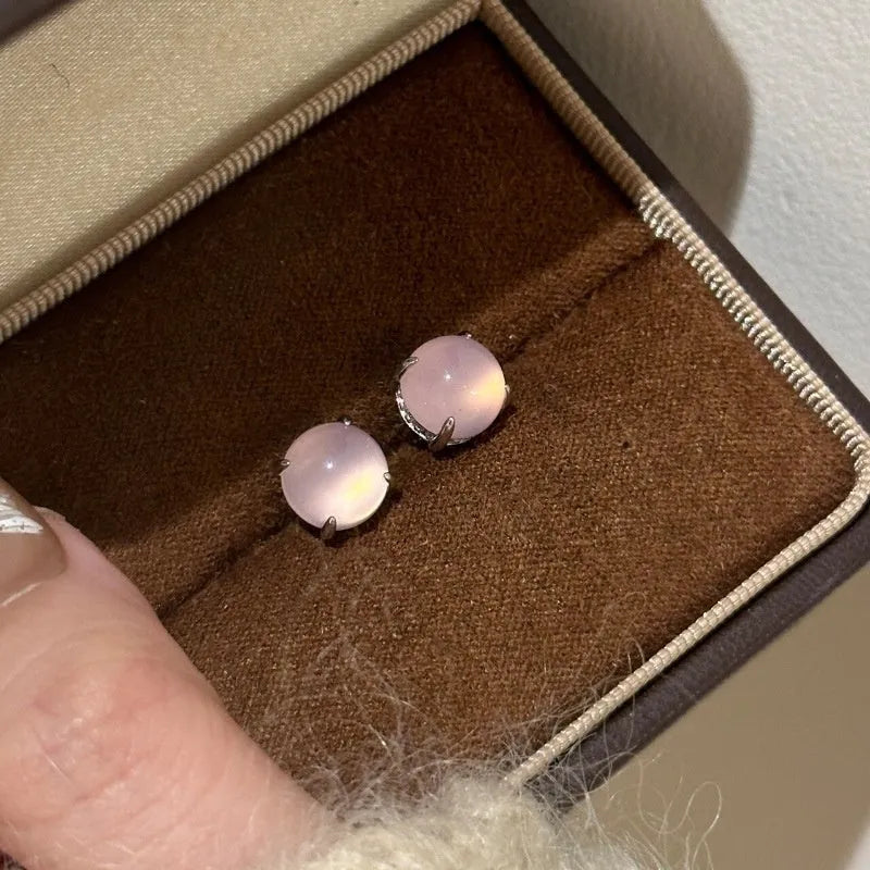Chinese style chalcedony stud earrings with copper four-claw setting in three colour options