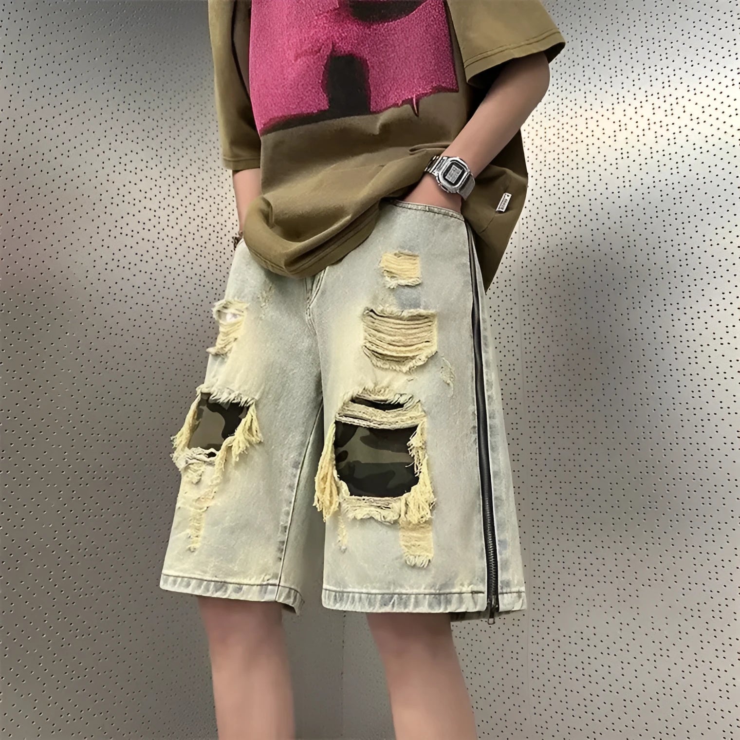 Men's yellow ripped camouflage denim shorts in a straight-leg Korean style cut.