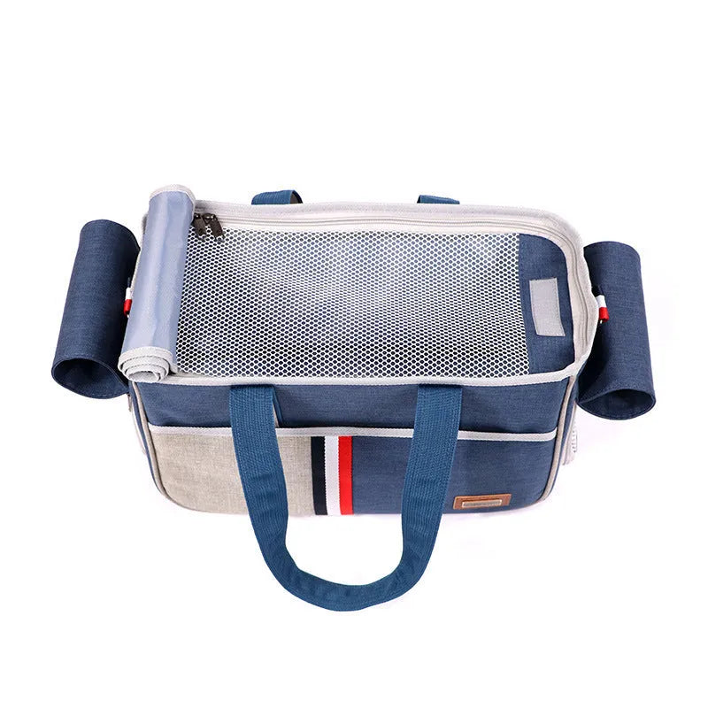 Pet shoulder bag made of matte Oxford cloth in black, for carrying cats or small dogs
