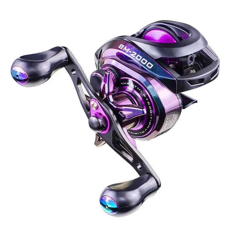 BM2000 fishing reel with magnetic brake system, shown in left-hand and right-hand retrieve options.