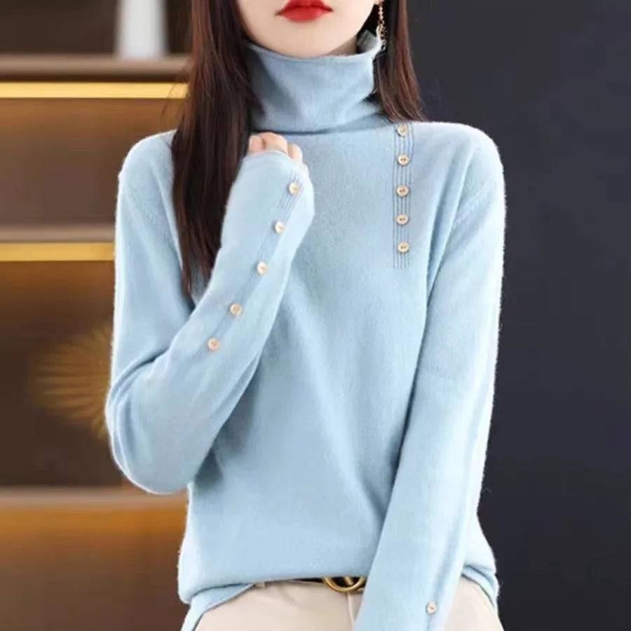 Slim fit knitted bottoming shirt with 3D pattern in core-spun yarn, shown in multiple colour options