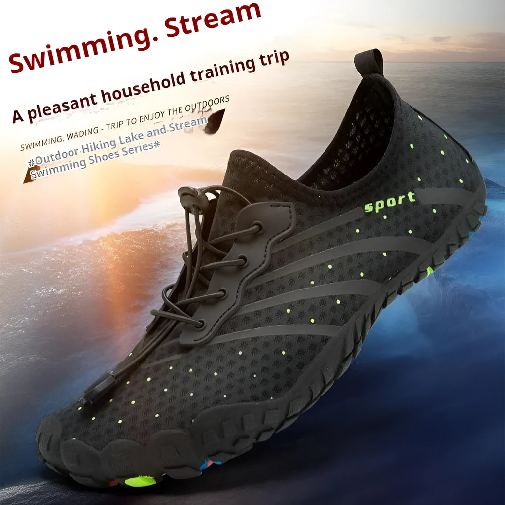 Low-top water shoes with mesh fabric upper and rubber sole for beach swimming and outdoor fitness