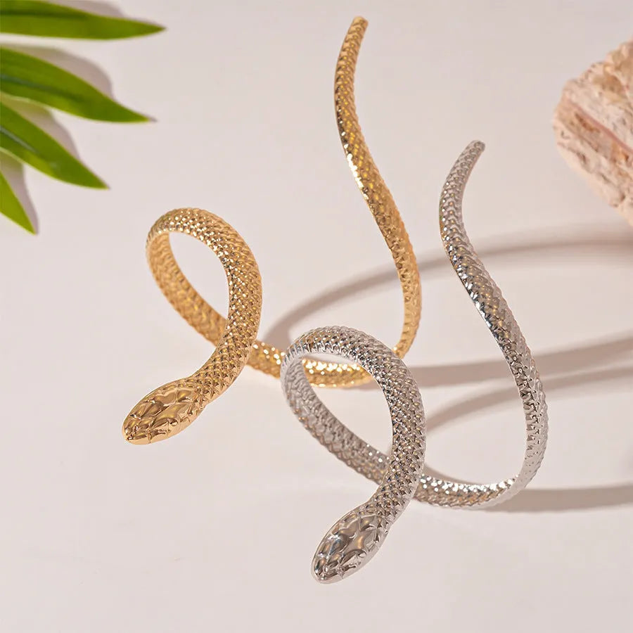 Gold and silver exaggerated twisted winding snake design bracelet and ring two-piece jewellery set
