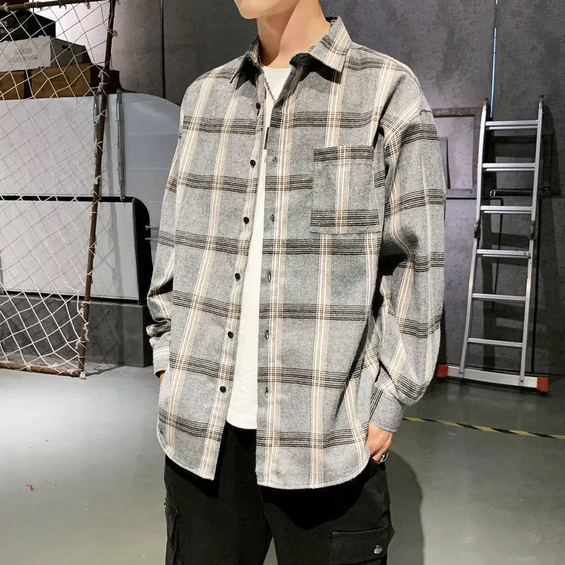 Men's loose fit plaid shirt with long sleeves in polyester fibre, available in black
