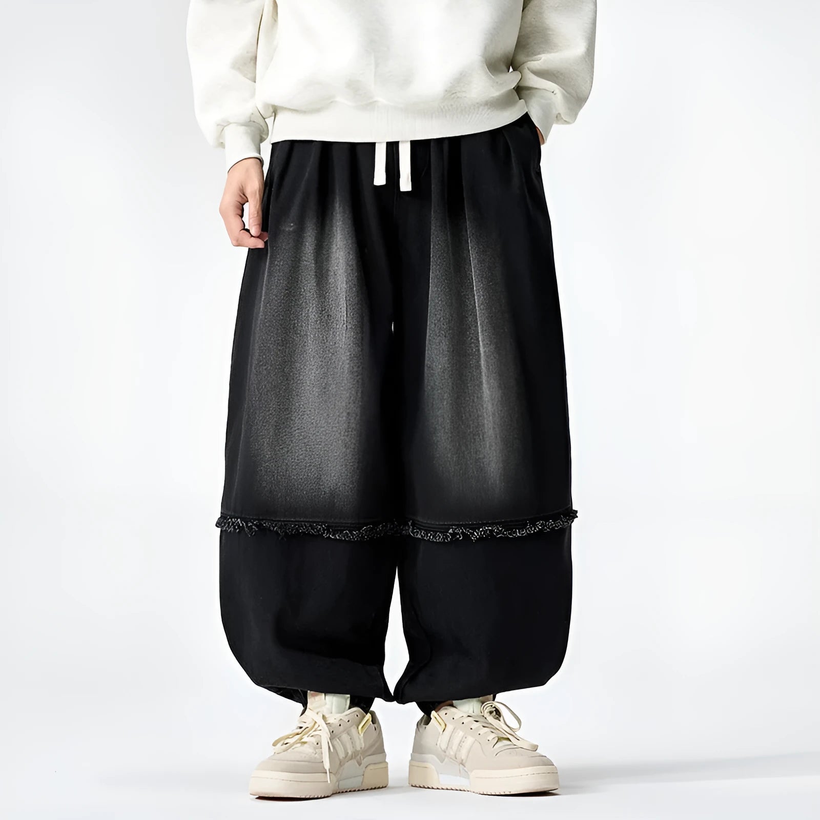 Large size Japanese Hong Kong style retro loose harem bloomers in cotton denim, low waist drawstring, black colour