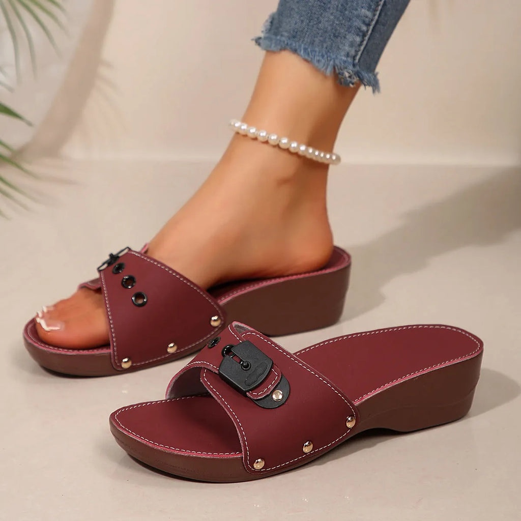 Women's PU leather belt buckle rivet lightweight leisure sandals with fish mouth toe, black colour
