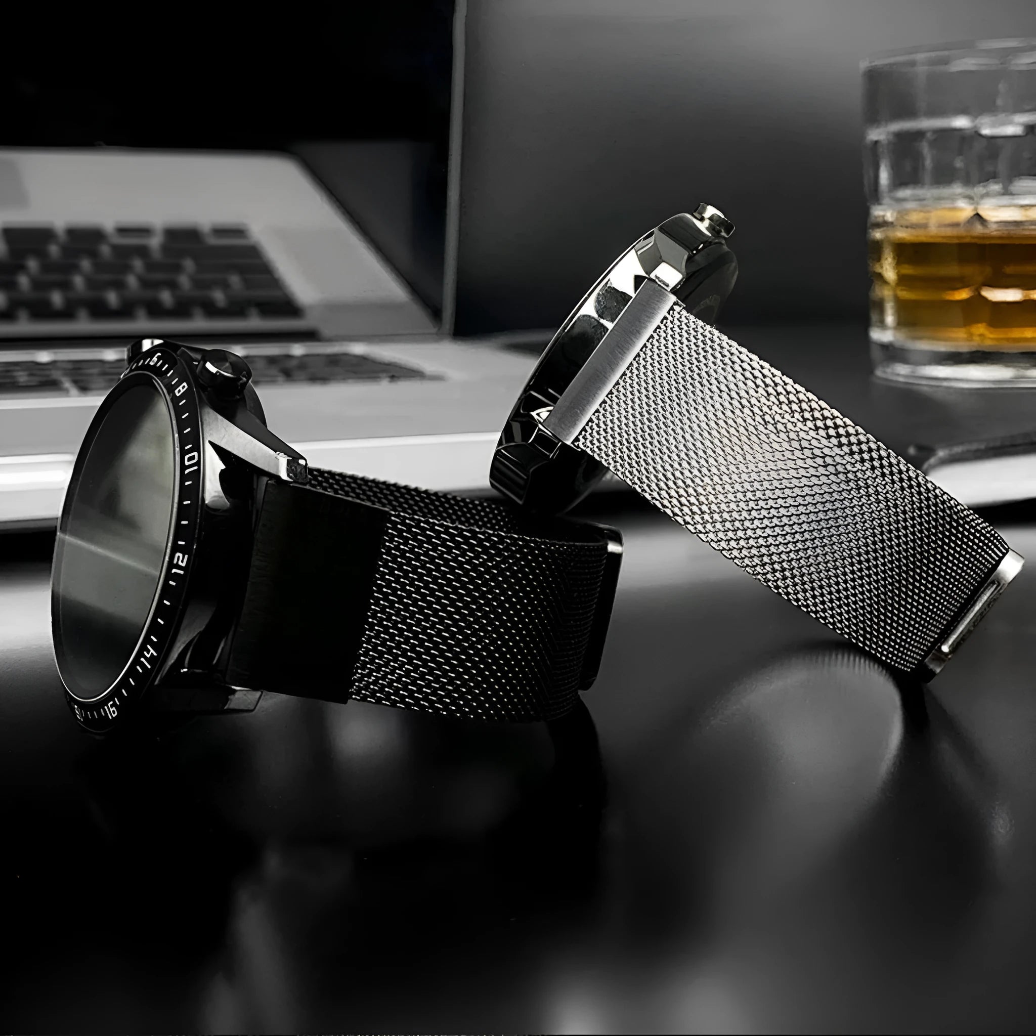Stainless steel card-style watch strap for Garmin Fenix smartwatches in silver, black, gold, rose gold.