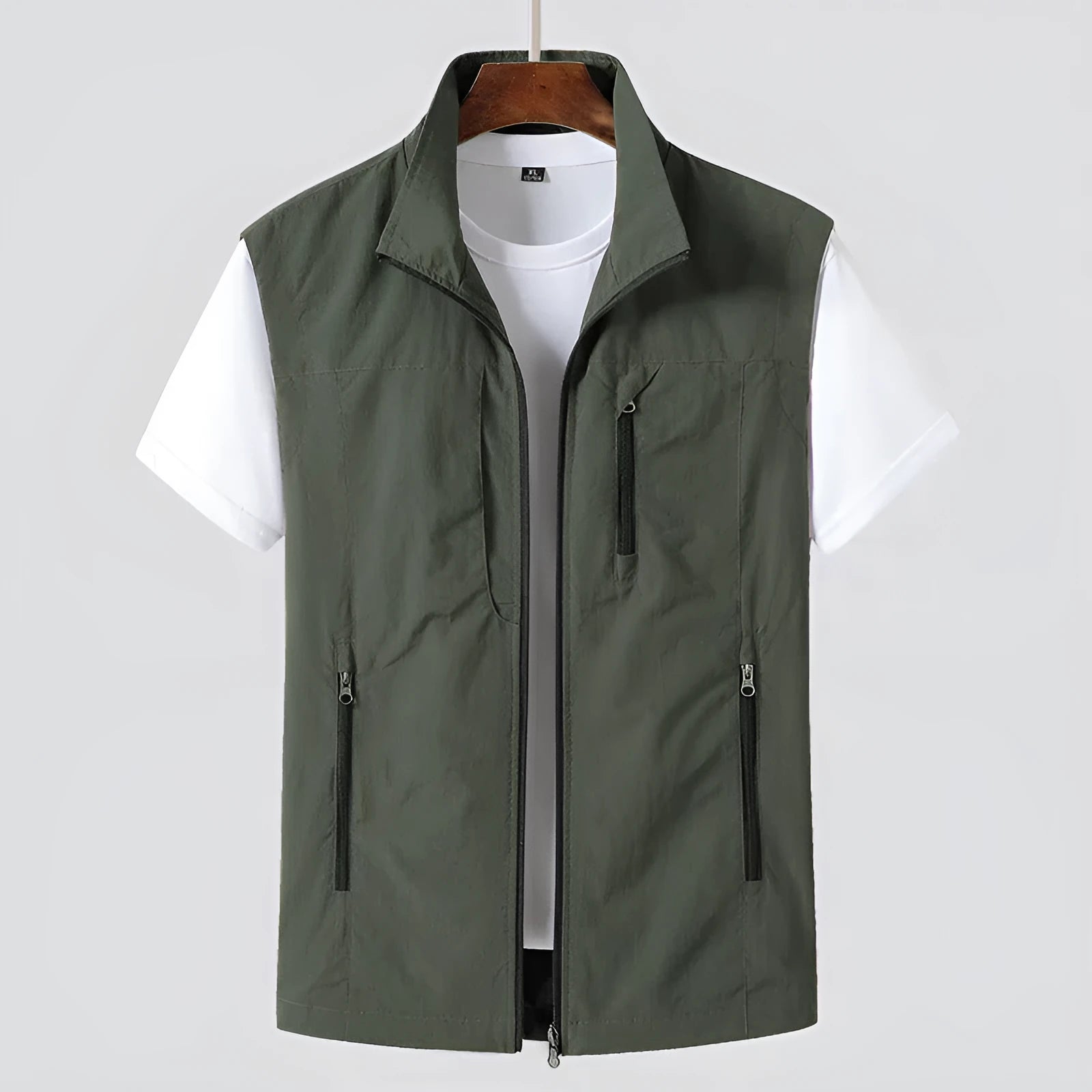 Breathable multi-pocket outdoor casual vest jacket in khaki, slim fit with zippered pockets and straight hem