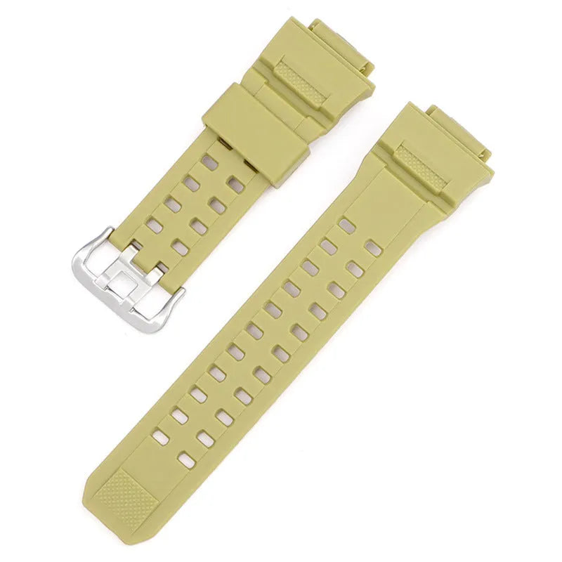 Camouflage pattern TPU watch strap with silver buckle measuring 12+7cm length