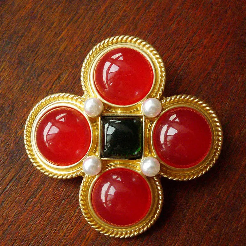 Vintage zinc alloy baroque brooch with diamond shape and antique metal finish