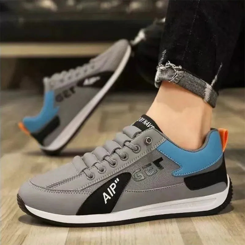 Men sports flat shoes with breathable mesh upper in black, low-top design, non-slip sole
