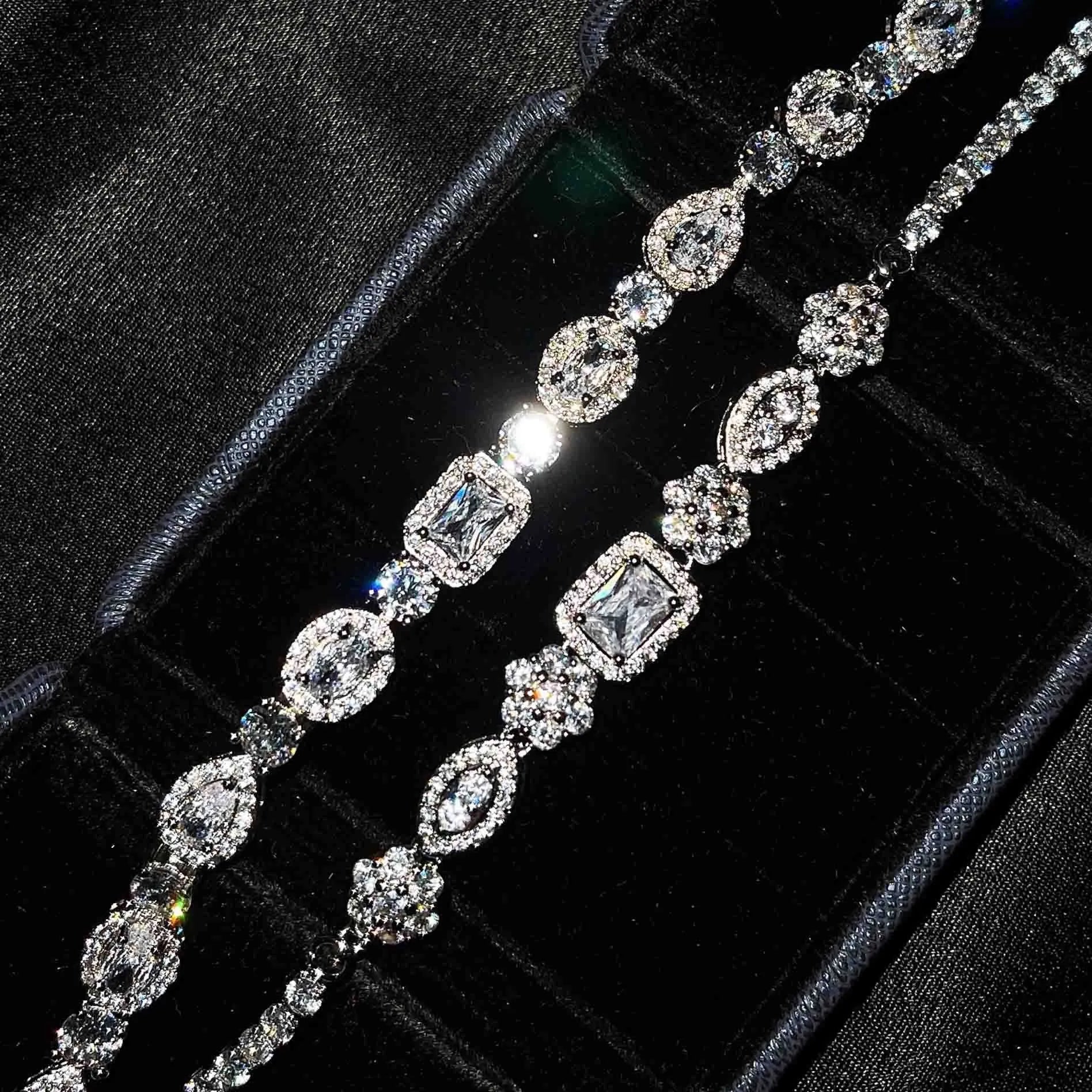 Women's geometric bracelet with zircon stones and silver plating in two size options
