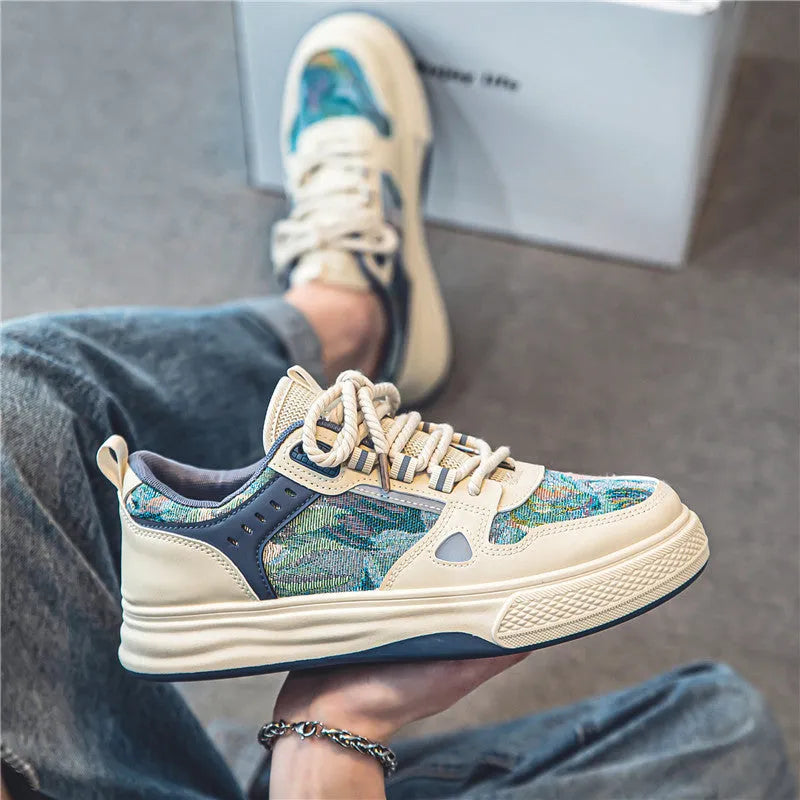 Canvas casual shoes with round toe and flat heel in Milan green or beige colours