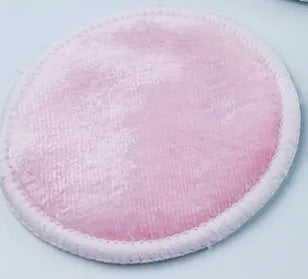 Velvet makeup remover pads in red and blue colours with organic cotton mesh storage bag