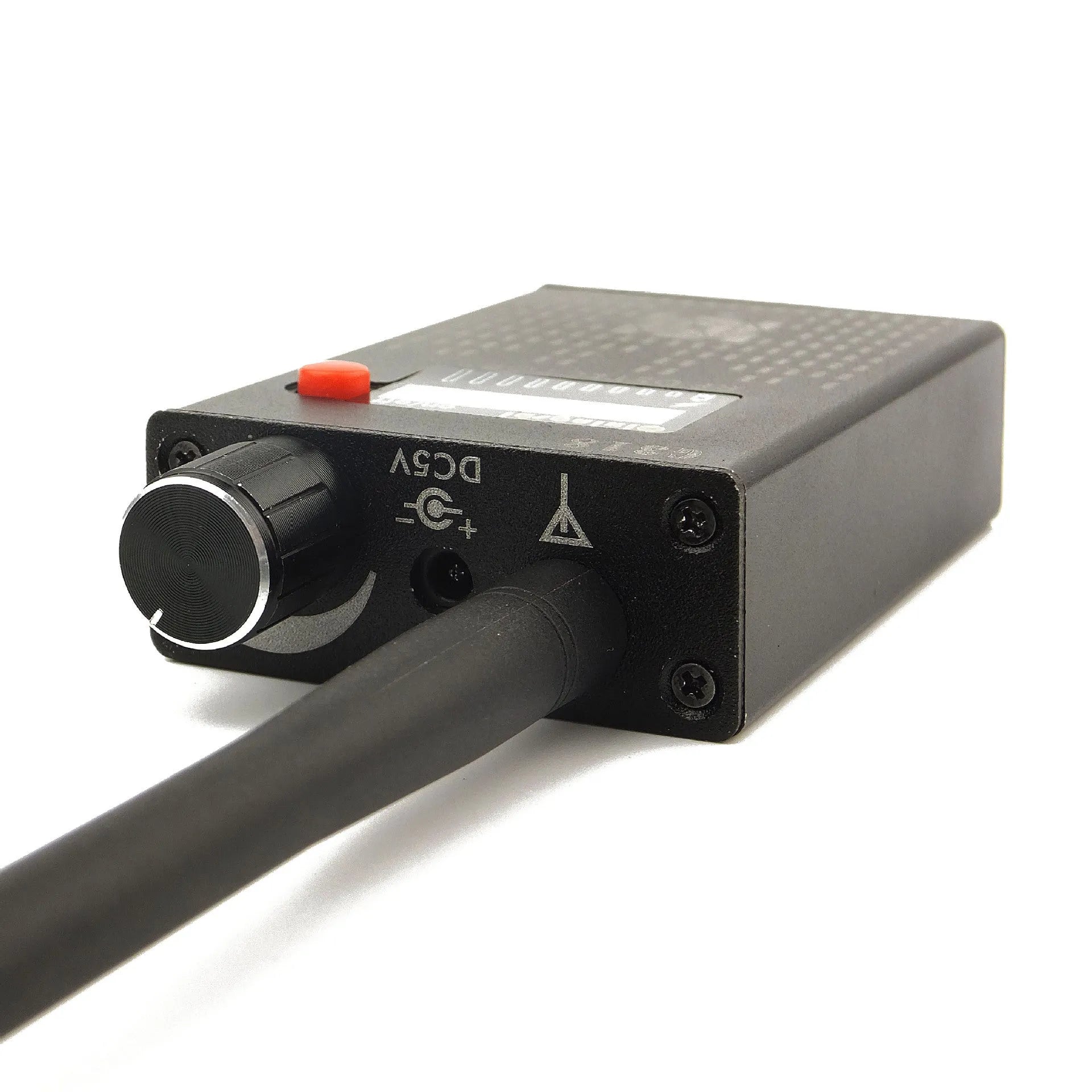 G318 professional anti-eavesdropping signal detector showing compact design for portable security scanning