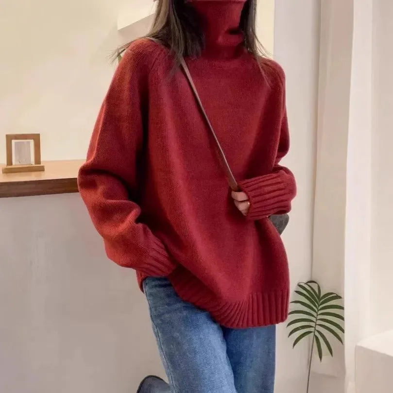 Women's loose turtleneck sweater with thick curling pile collar in polyester mesh fabric