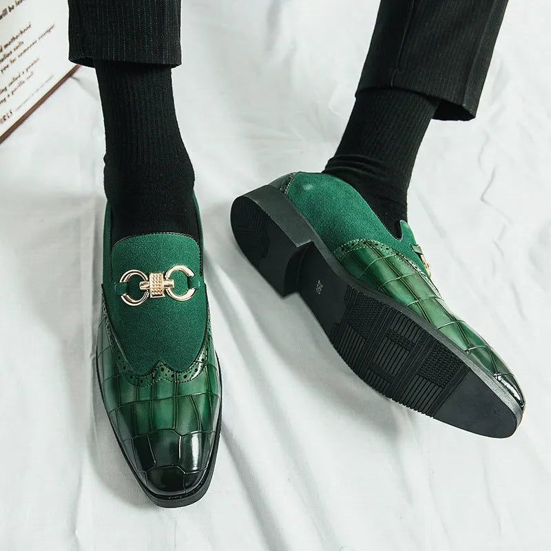 Men's black and green pointed-toe casual shoes with low-top design and rubber sole