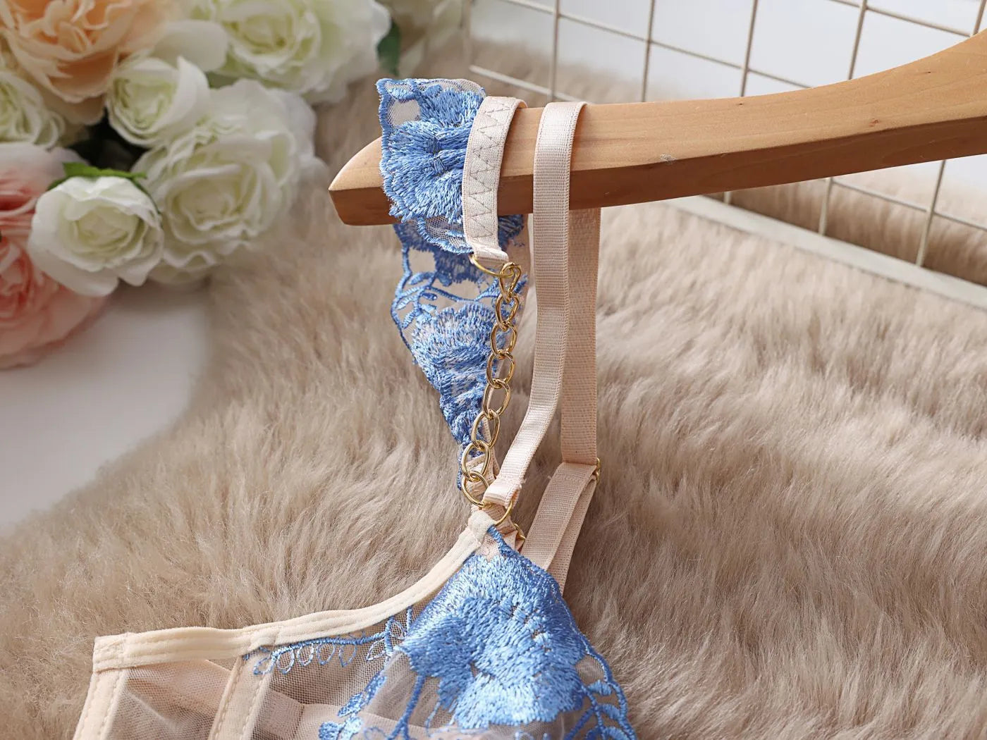Light blue embroidered transparent bra set with lace mesh and three-point styling