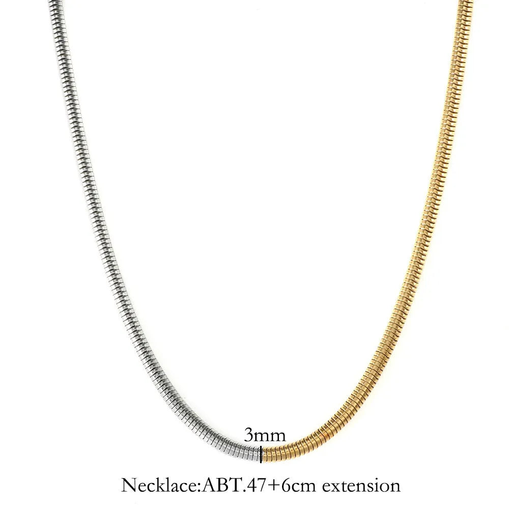 Women's stainless steel snake bone chain necklace with 3mm thickness and geometric lines