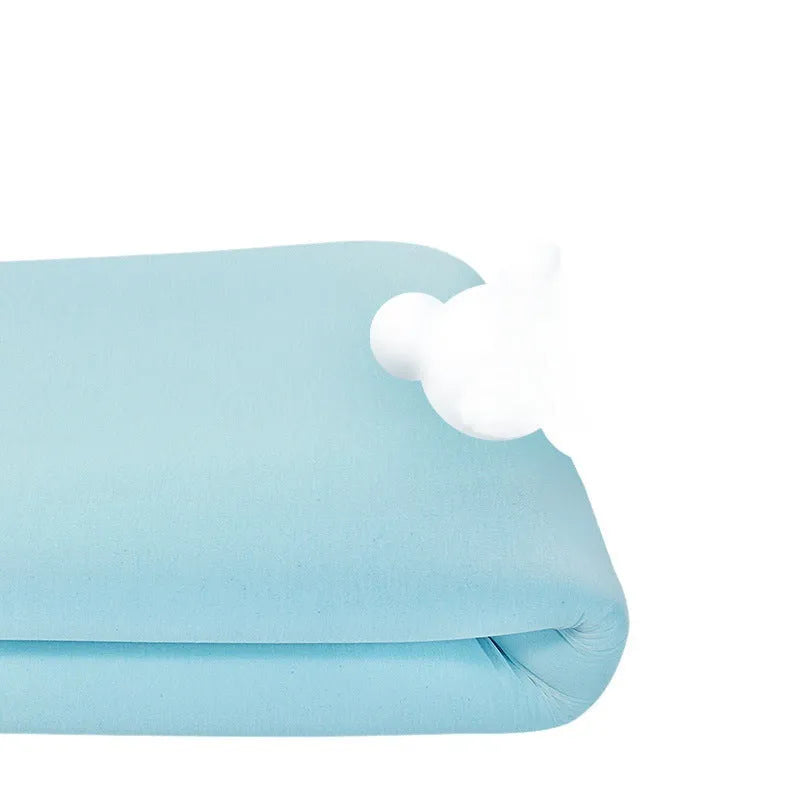 Thin gel memory cotton tatami mattress showing slow rebound and available in multiple sizes and thicknesses.