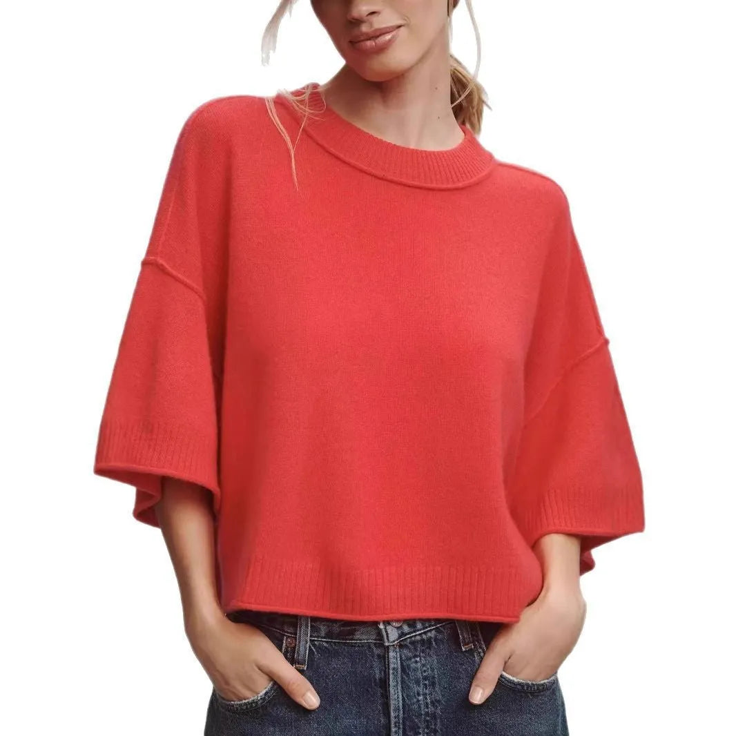 Red or white hot girl style viscose t-shirt with exposed navel design, regular sleeves, pullover style