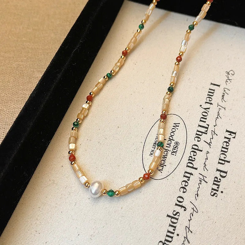 Women's geometric pearl necklace with zinc alloy pendant on adjustable clavicle chain, fashion OL style