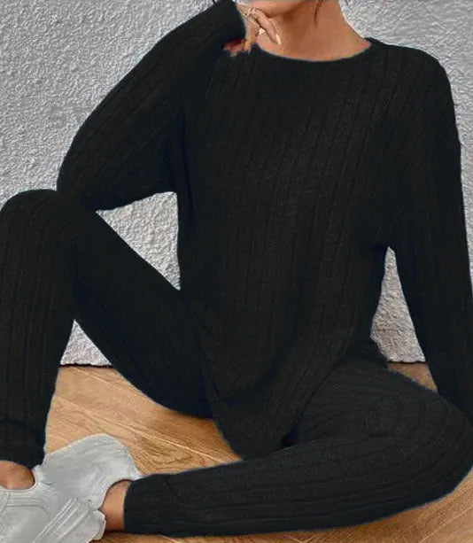 Sunken stripe two-piece lounge set in polyester available in black or blue colours, sizes 1XL to 5XL
