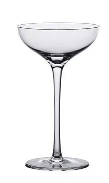Transparent lead-free glass cocktail glass with seamless flat base and satin-board wall design