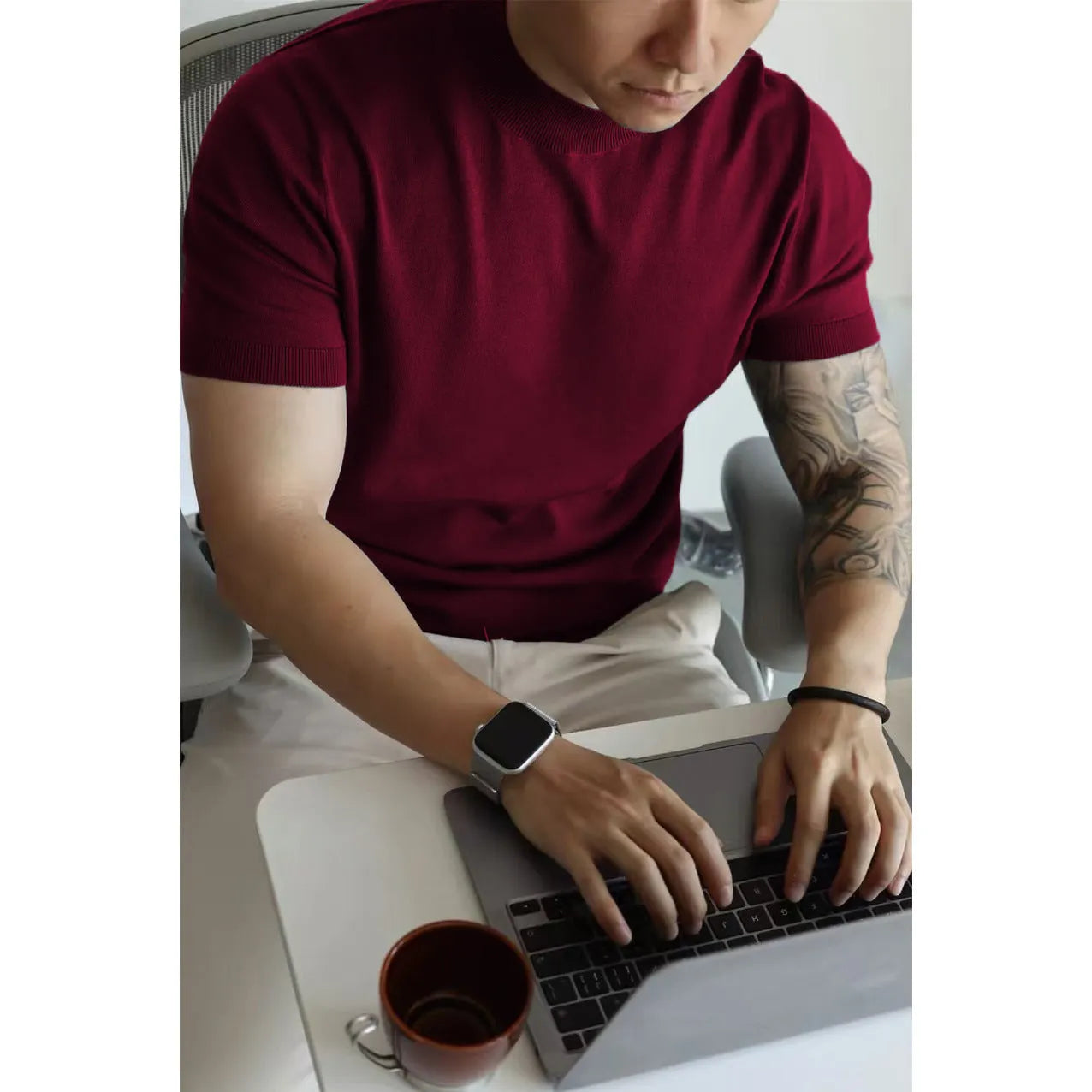 Men's slim-fit polyester t-shirt in multiple colour options for commute and office wear