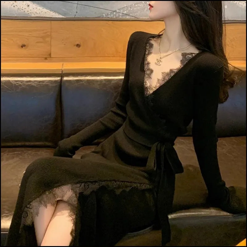 Women's black slim fit woolen skirt with princess dress silhouette and free size design