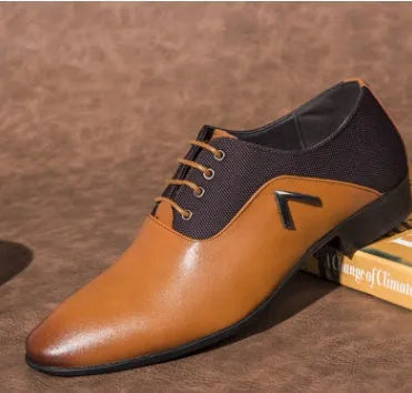 Men's black Oxford shoes made of artificial PU leather with a rubber sole and lace-up design.