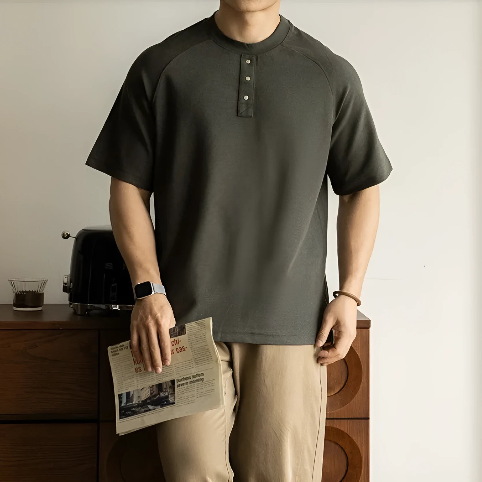 Women's loose casual top with raglan sleeves in terry texture fabric