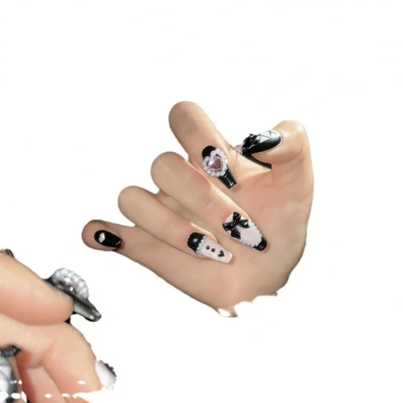 Black and pink heart-shaped hand-painted detachable manicure with bow pattern and Cat's Eye design