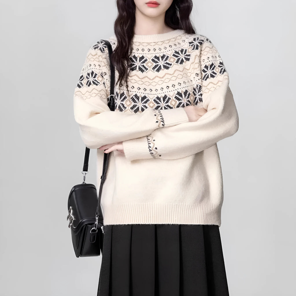 Women's milky white vintage fair isle geometric knit pullover sweater with crew neck and long sleeves