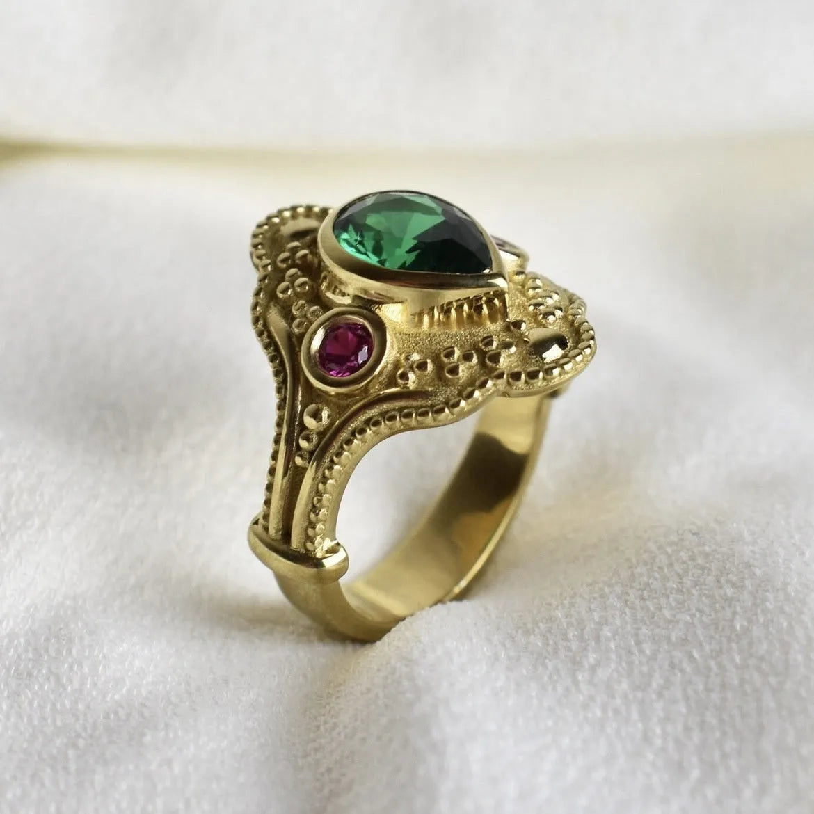 Gold-plated geometric women's ring with golden lvzuan electroplated finish shown from multiple angles