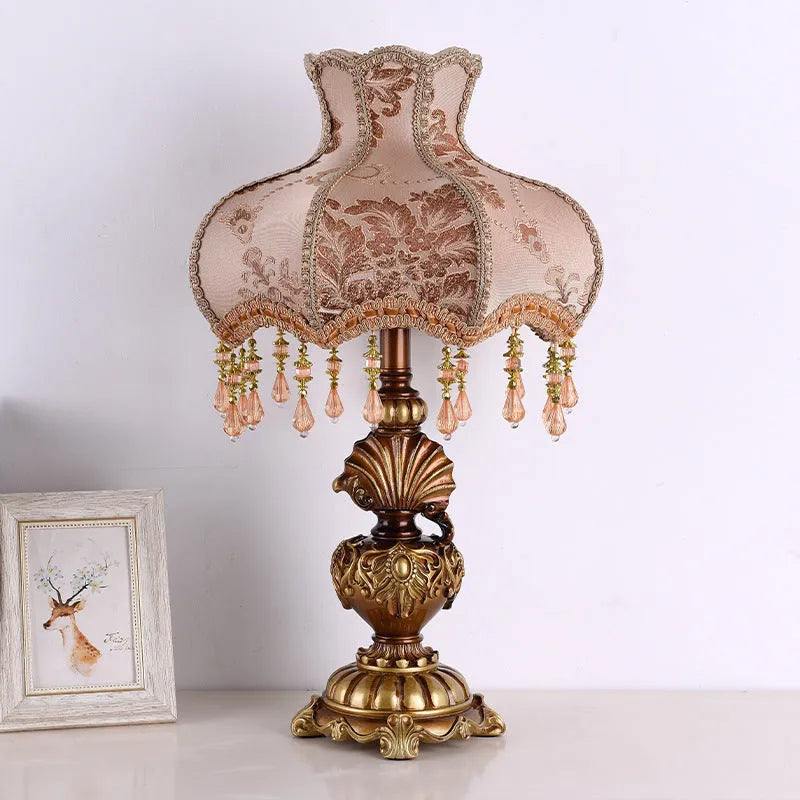 European-style RETRO table lamp with button switch, 55cm height, for bedroom study or living room