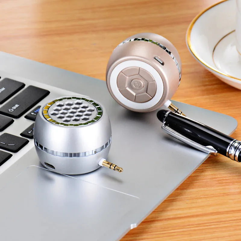Universal external amplifier speaker in black, local gold, or rose gold colour with 5V input