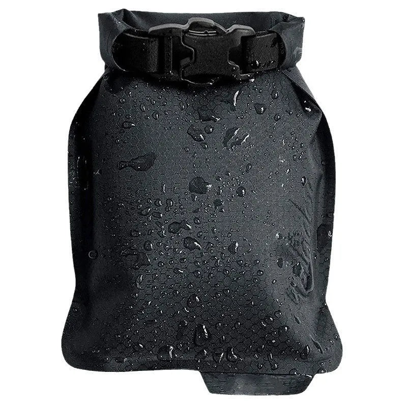 Blue bubble net waterproof soap container measuring 17cm by 13cm with quick-drying design