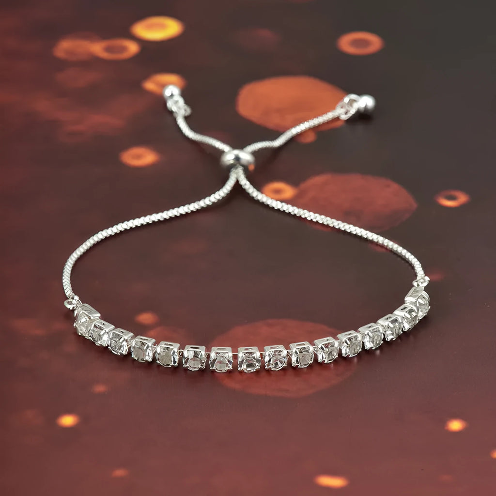 Micro-studded claw chain simple bracelet in metal with electroplated finish, unisex geometric round and dot stud design.
