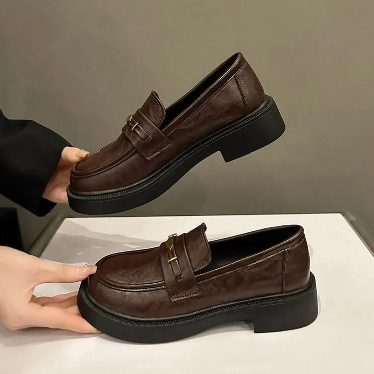 Women's small leather shoes, round toe, mid heel 3-5cm, microfiber upper, black colour