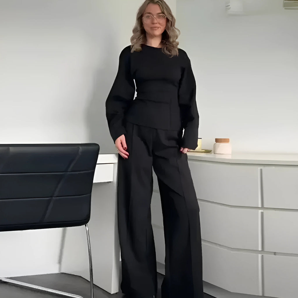 Women's polyester fleece two-piece suit with pleated top and wide-leg trousers