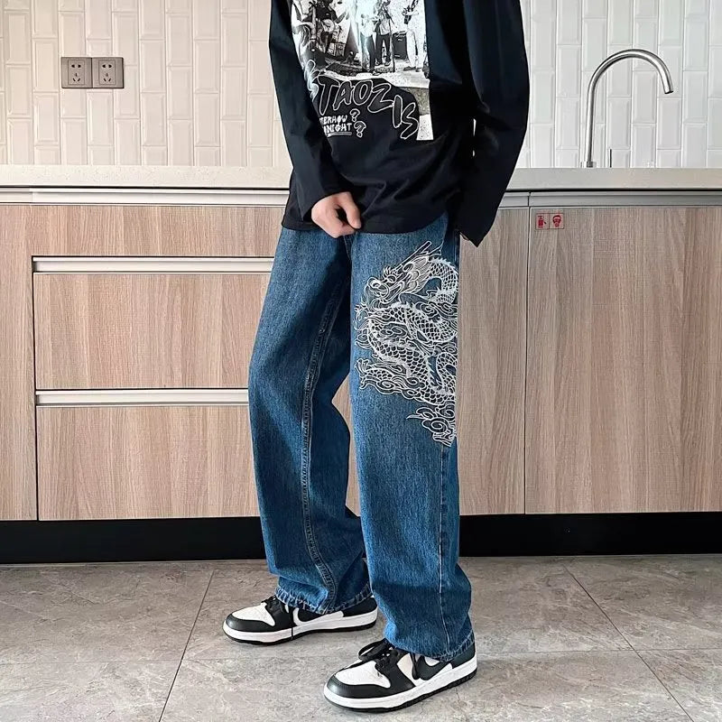 Men's loose embroidered jeans in Golden Dragon colour with cowboy fabric and three-dimensional tailoring, available in sizes S to 3XL.