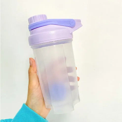 Blender shaker bottle with stirring ball, leakproof knob closure, available in purple, blue, pink, yellow, grey, 500ml and 700ml sizes