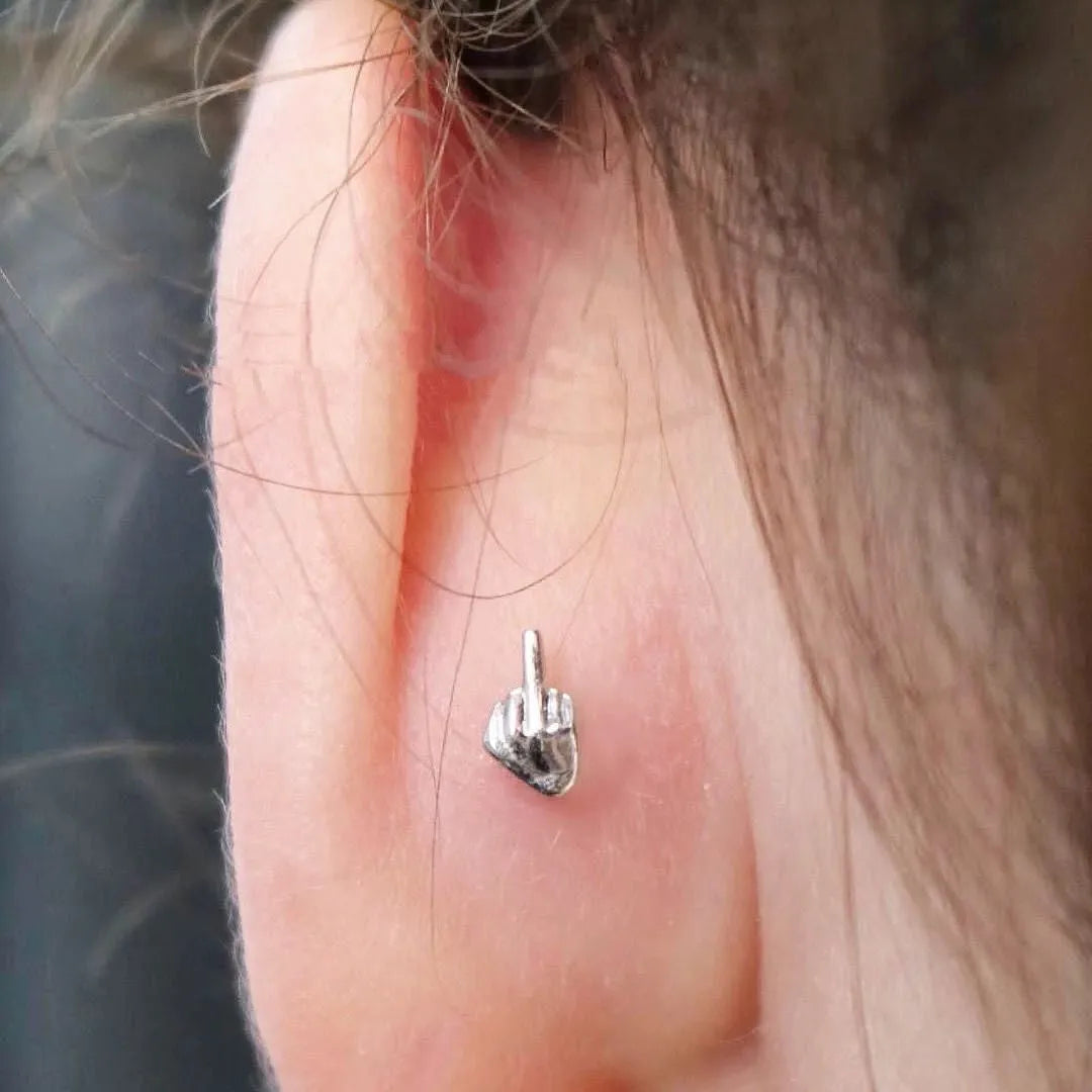 Niche quirky middle finger alloy screw clasp ear cartilage earring for women, vertical motif, bow shape, one pair