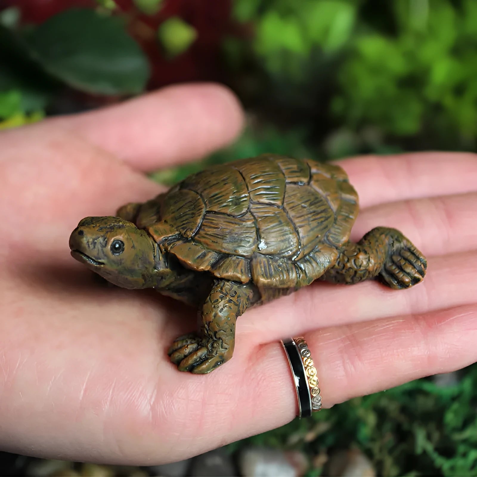 Resin simulation turtle garden ornament for micro landscape displays