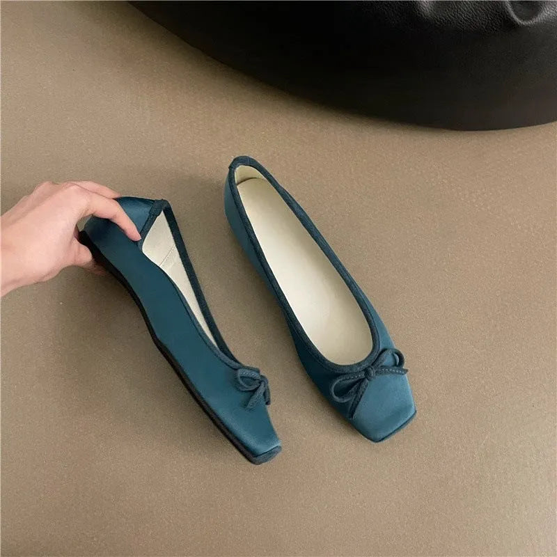 Women's square toe bow satin shoes with hidden heels in solid colour, rubber sole, size 35-40