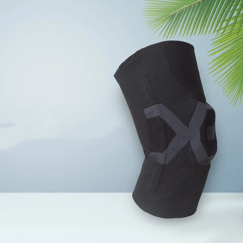 Men's silicone knee pad for sports protection in a two-tone colour option.