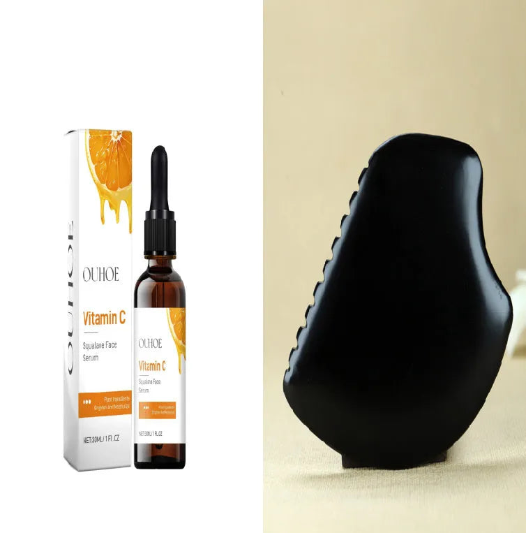 Squalane face serum in a PET bottle with vitamin C, hyaluronic acid, collagen for hydration, 3x3x10.5cm